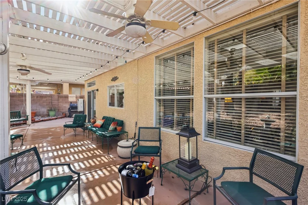 198 Adomeit, Henderson, NV 89074