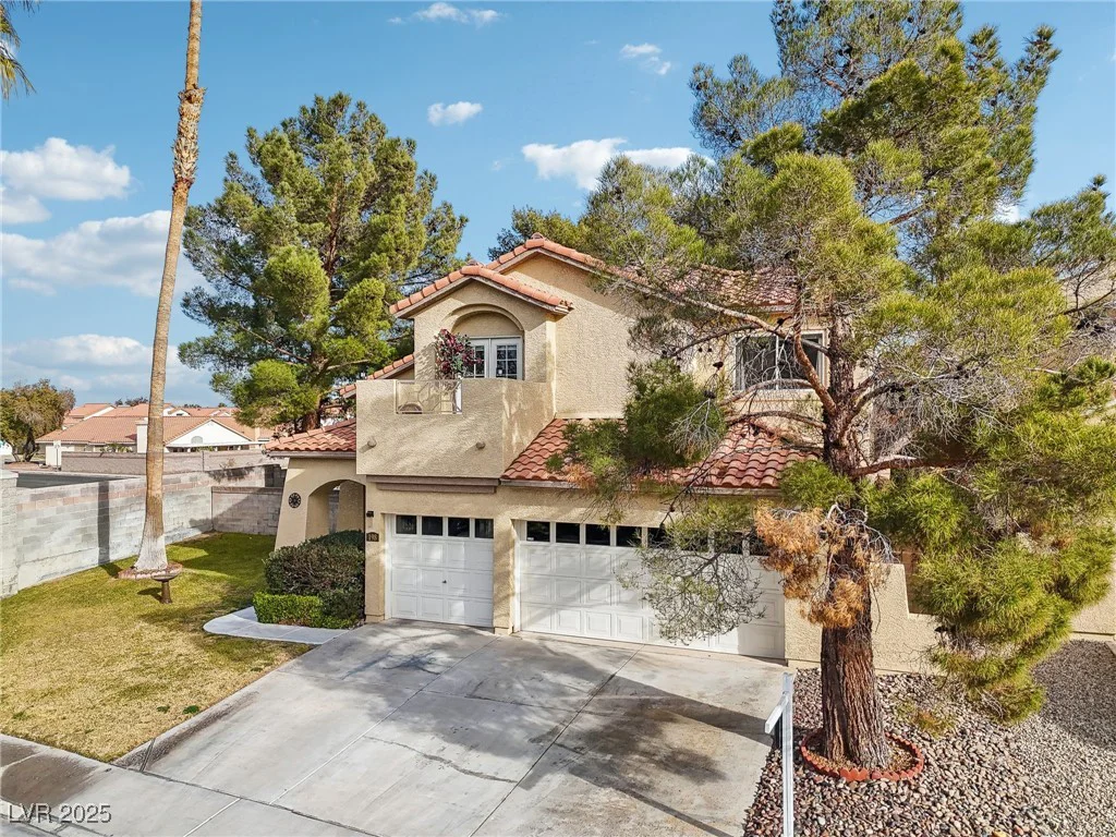 198 Adomeit, Henderson, NV 89074