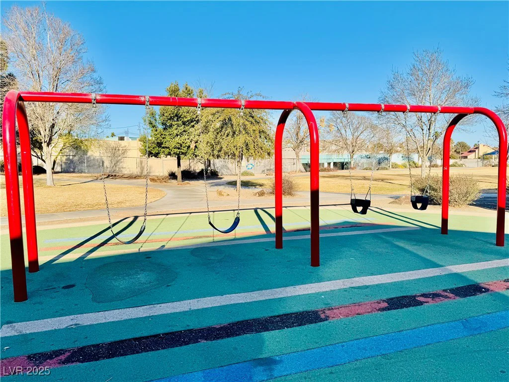 198 Adomeit, Henderson, NV 89074