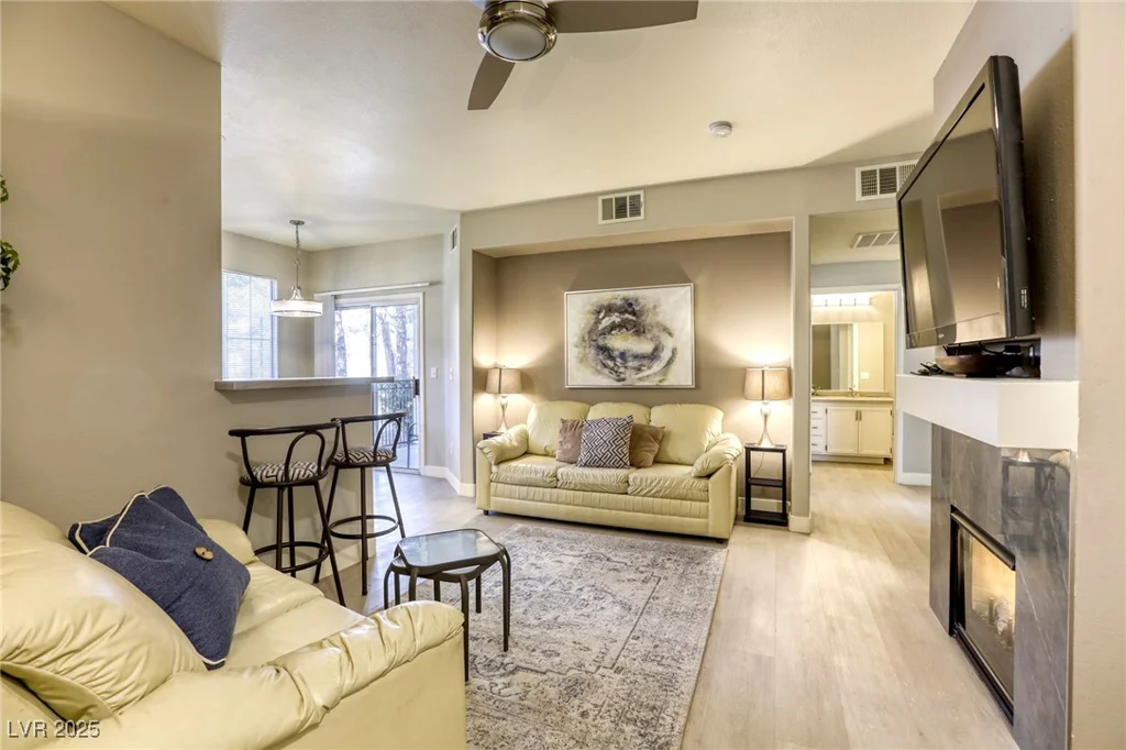 9050 Warm Springs, Las Vegas, NV 89148