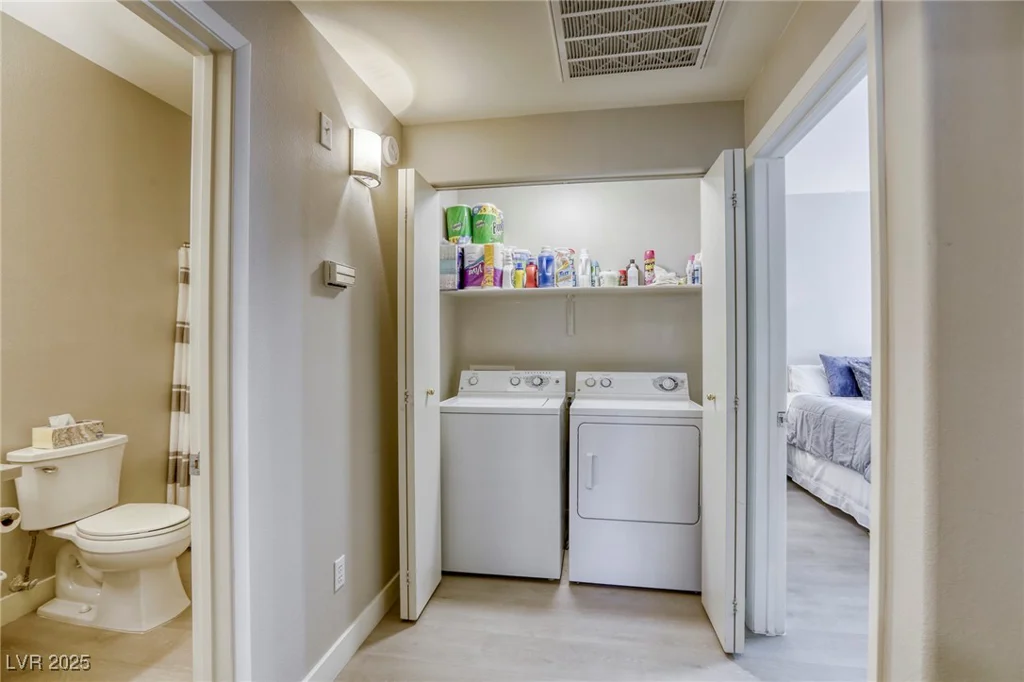9050 Warm Springs, Las Vegas, NV 89148
