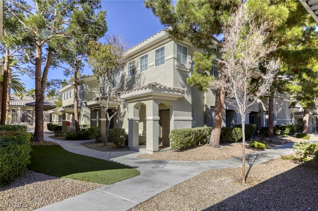 9050 Warm Springs, Las Vegas, NV 89148