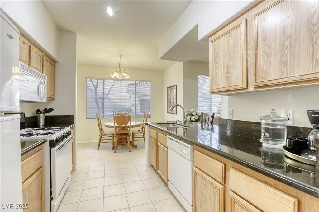 9050 Warm Springs, Las Vegas, NV 89148