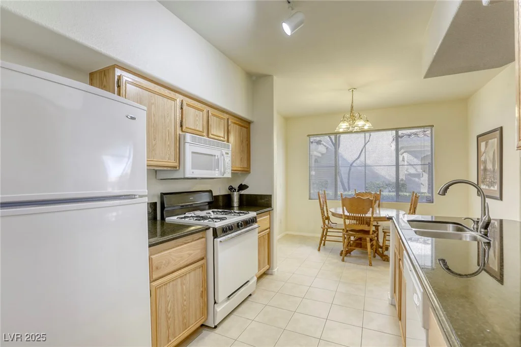 9050 Warm Springs, Las Vegas, NV 89148