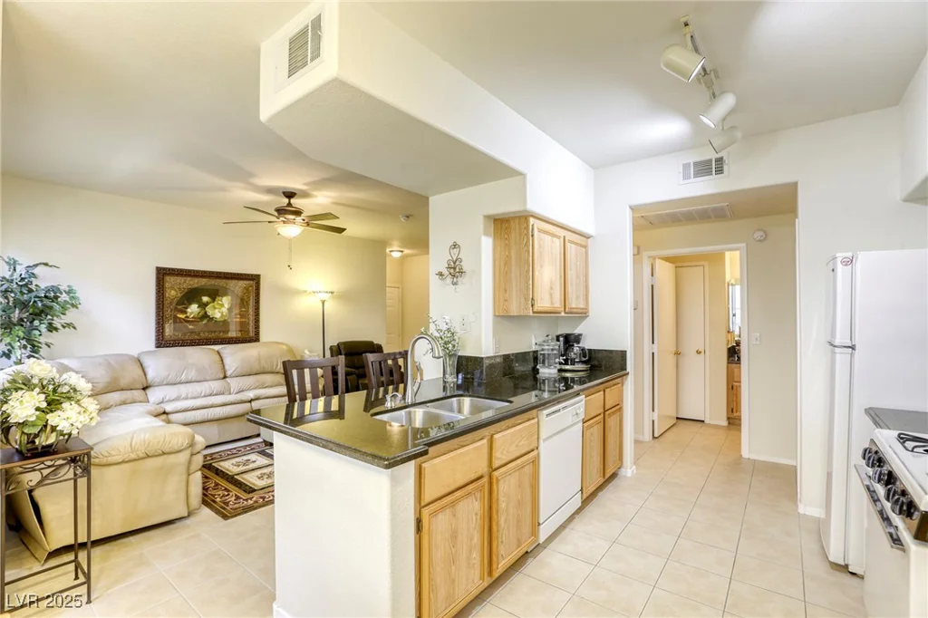 9050 Warm Springs, Las Vegas, NV 89148