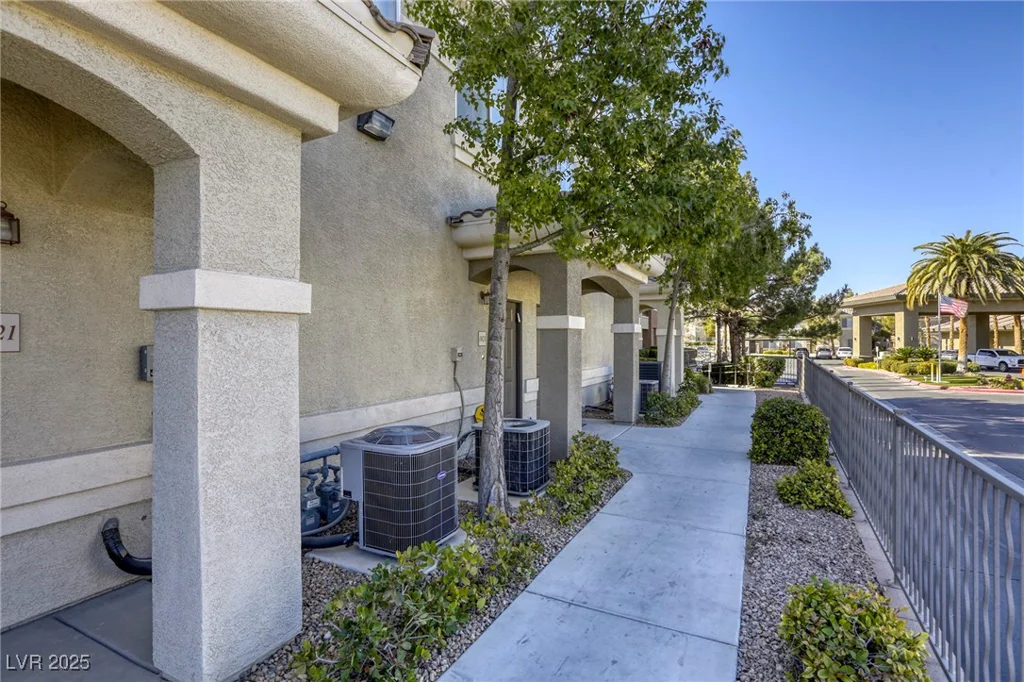 9050 Warm Springs, Las Vegas, NV 89148