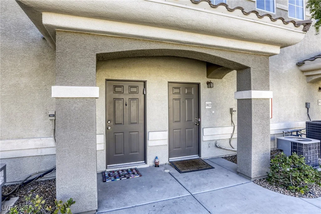9050 Warm Springs, Las Vegas, NV 89148