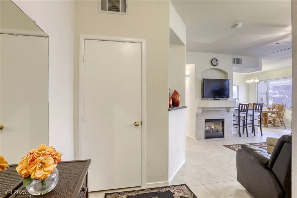 9050 Warm Springs, Las Vegas, NV 89148