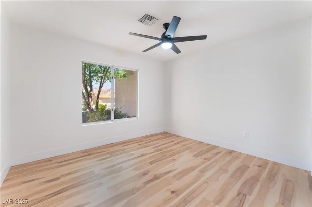 9621 Blue Bell, Las Vegas, NV 89134