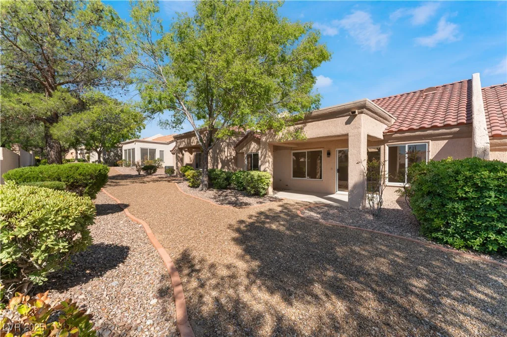 9621 Blue Bell, Las Vegas, NV 89134