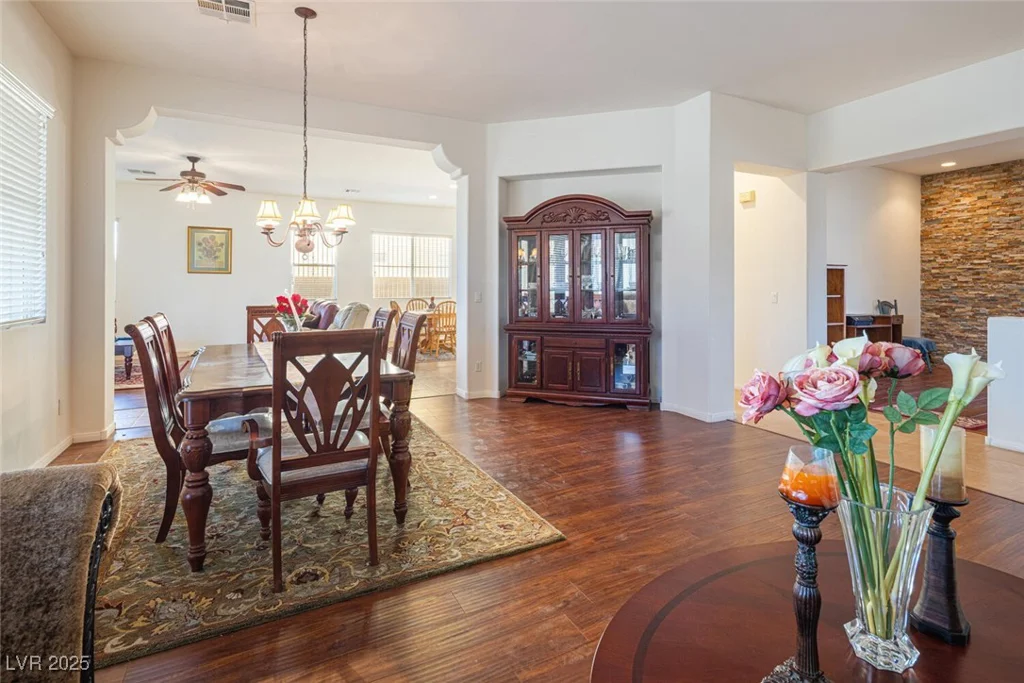 6083 Dunham Hills, Las Vegas, NV 89113