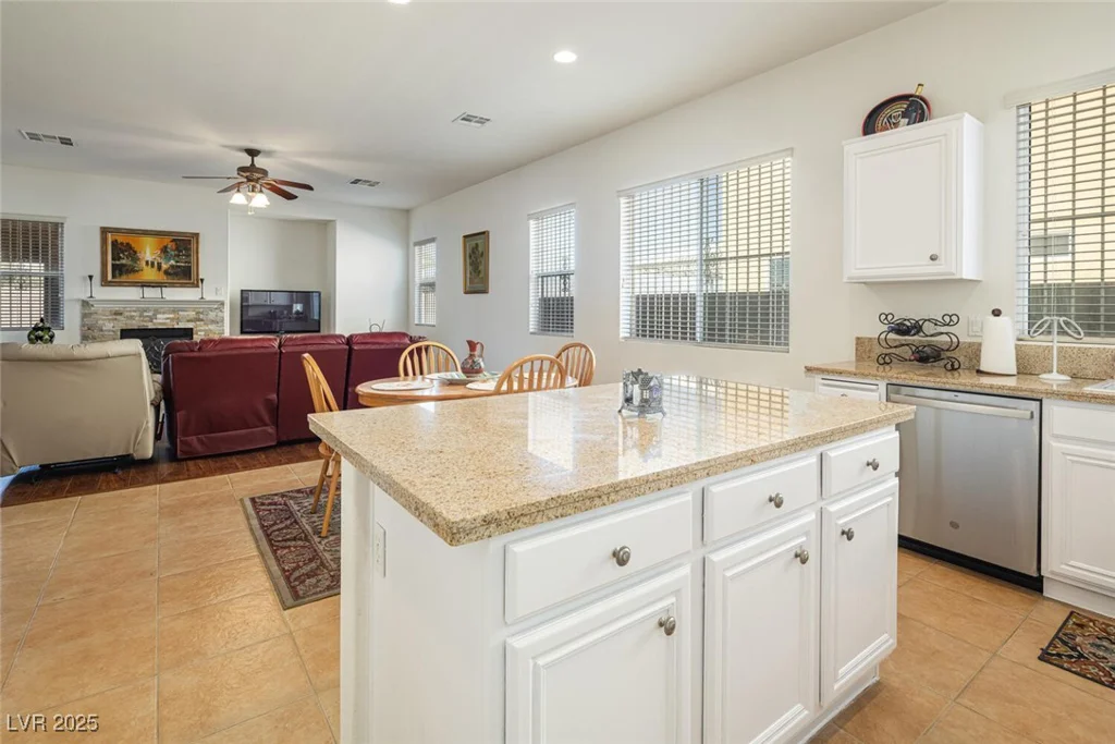 6083 Dunham Hills, Las Vegas, NV 89113