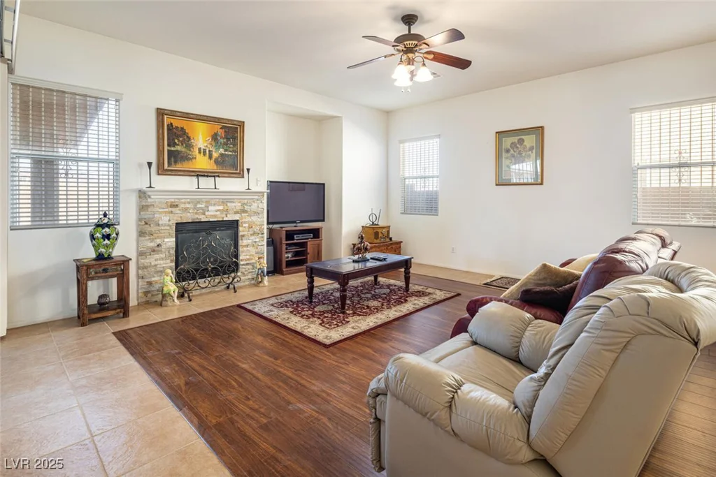 6083 Dunham Hills, Las Vegas, NV 89113