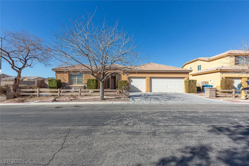 6083 Dunham Hills, Las Vegas, NV 89113