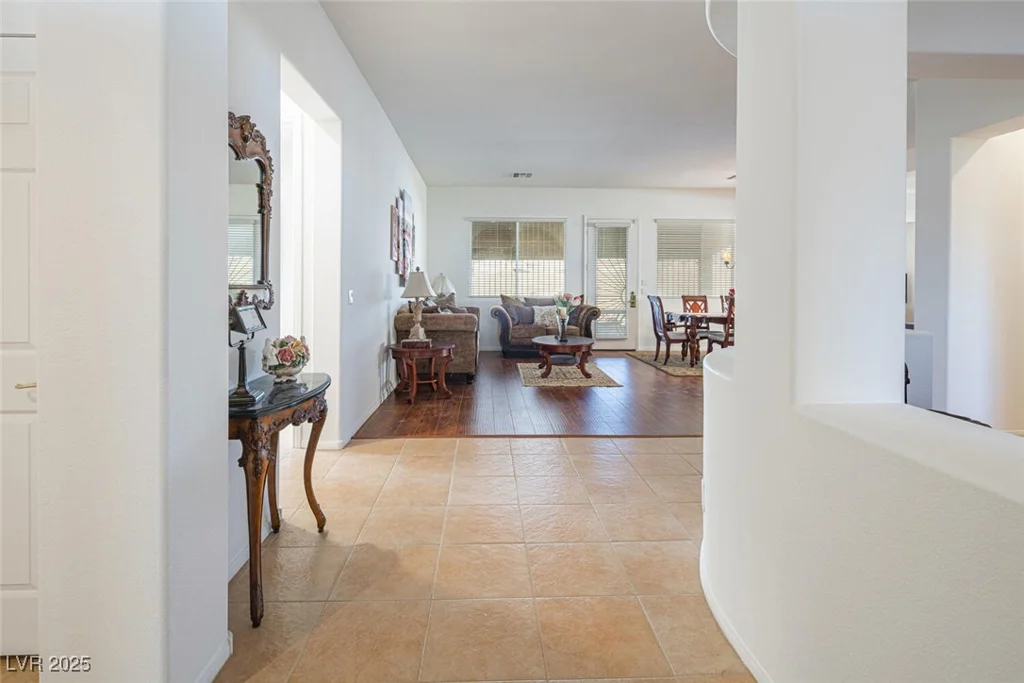 6083 Dunham Hills, Las Vegas, NV 89113