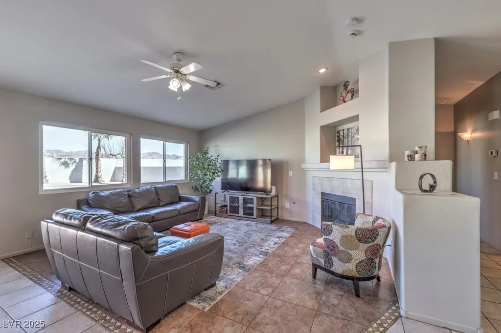 1078 Pennyfeather, Henderson, NV 89015