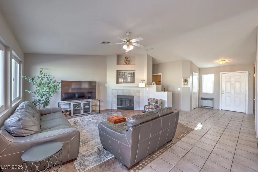 1078 Pennyfeather, Henderson, NV 89015