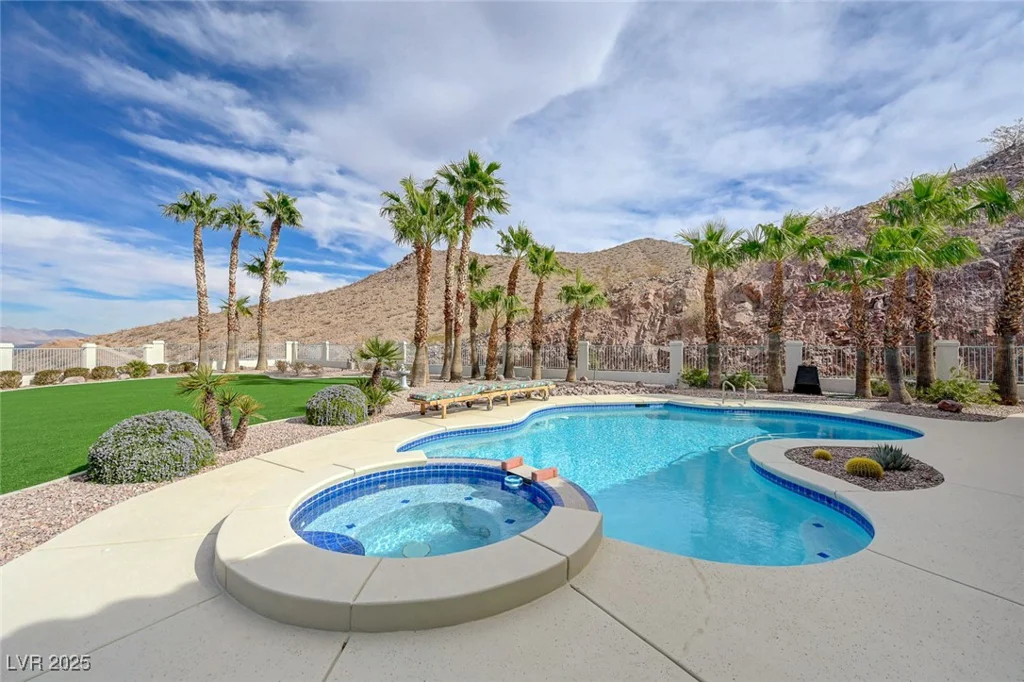 215 Granite, Boulder City, NV 89005