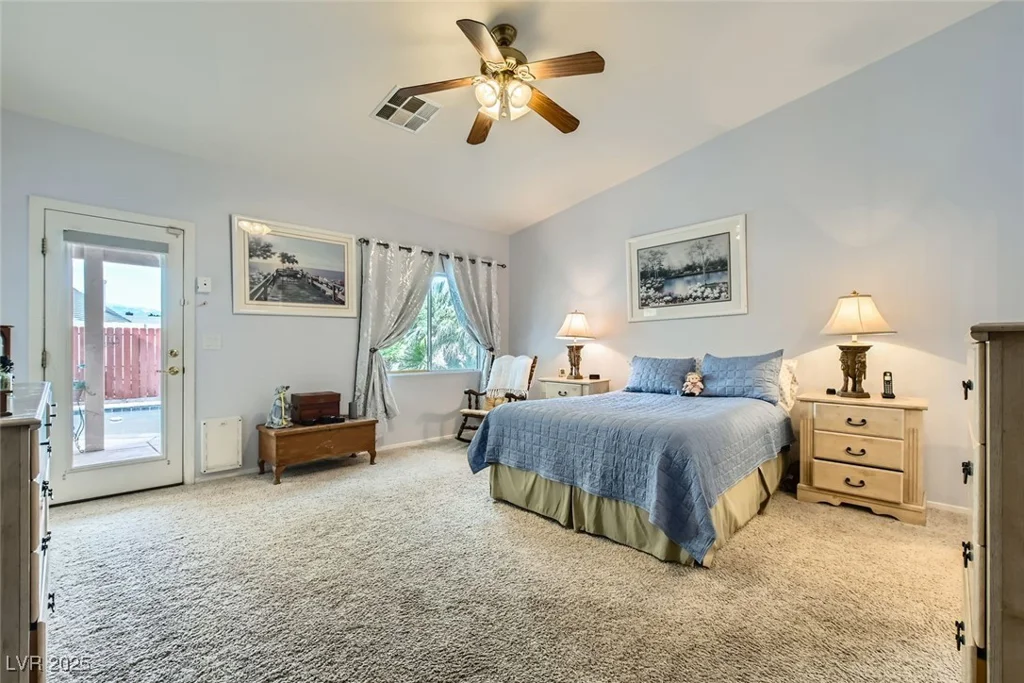 6821 Lark Mist, Las Vegas, NV 89131