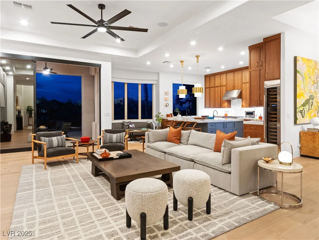 10000 Alegria, Las Vegas, NV 89144
