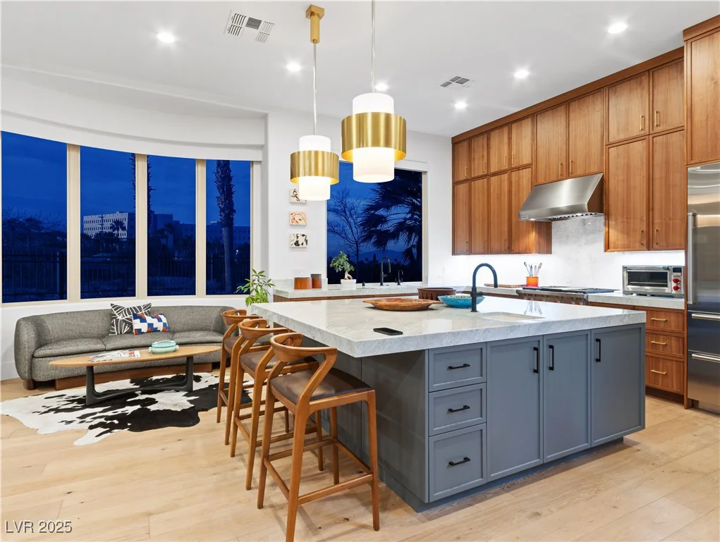 10000 Alegria, Las Vegas, NV 89144