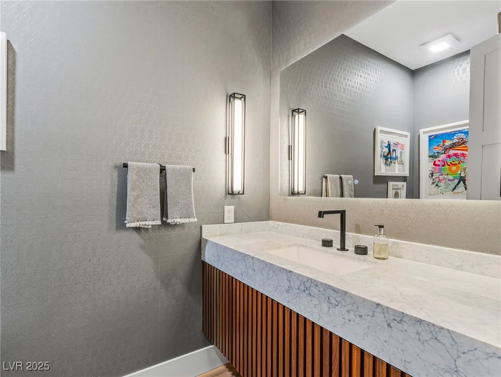 10000 Alegria, Las Vegas, NV 89144