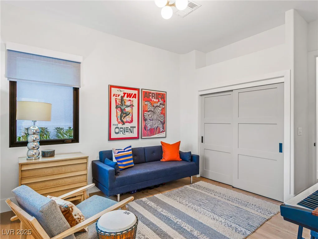 10000 Alegria, Las Vegas, NV 89144