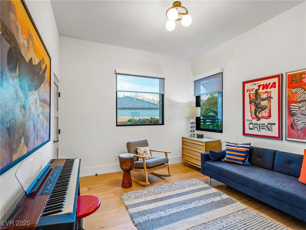 10000 Alegria, Las Vegas, NV 89144