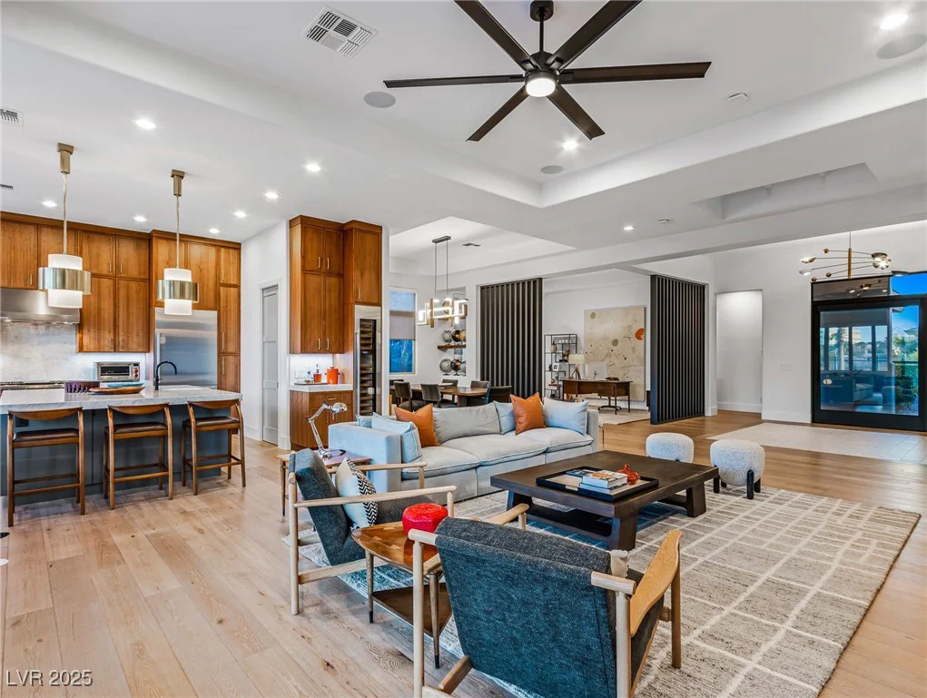 10000 Alegria, Las Vegas, NV 89144