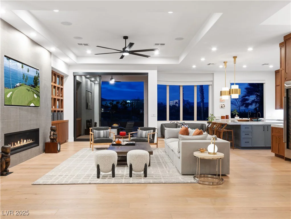 10000 Alegria, Las Vegas, NV 89144