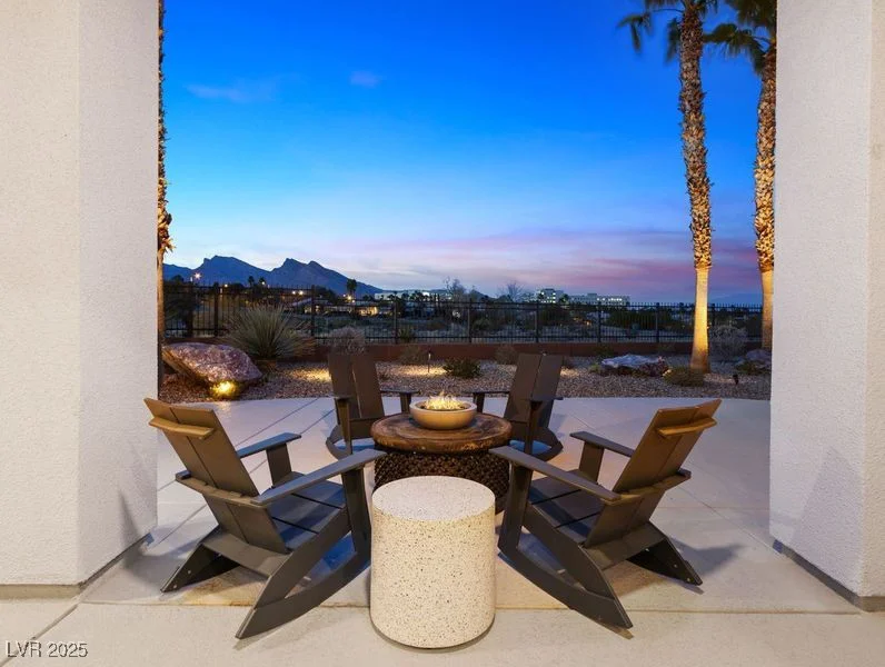 10000 Alegria, Las Vegas, NV 89144