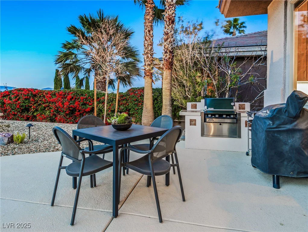 10000 Alegria, Las Vegas, NV 89144