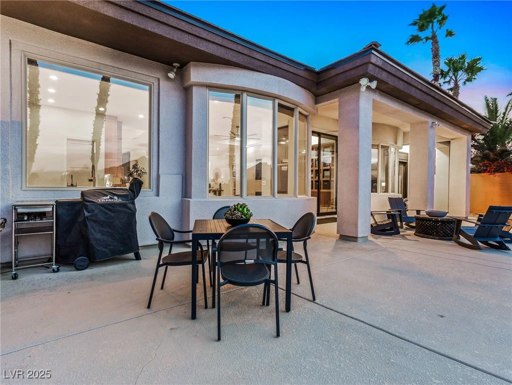 10000 Alegria, Las Vegas, NV 89144