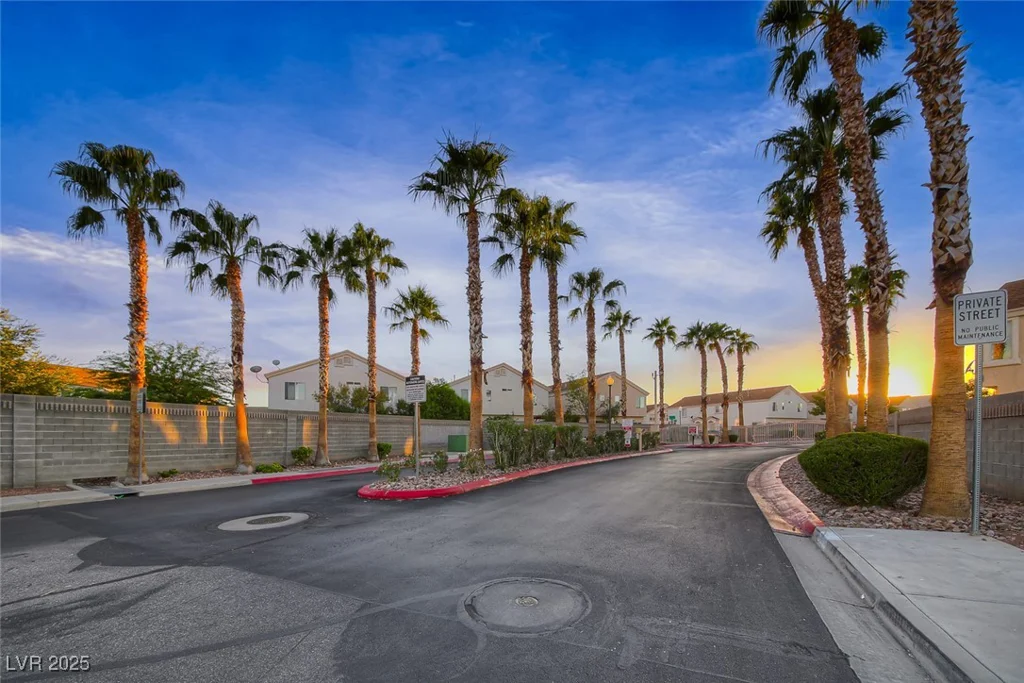 5974 Jagged Cut, Henderson, NV 89011