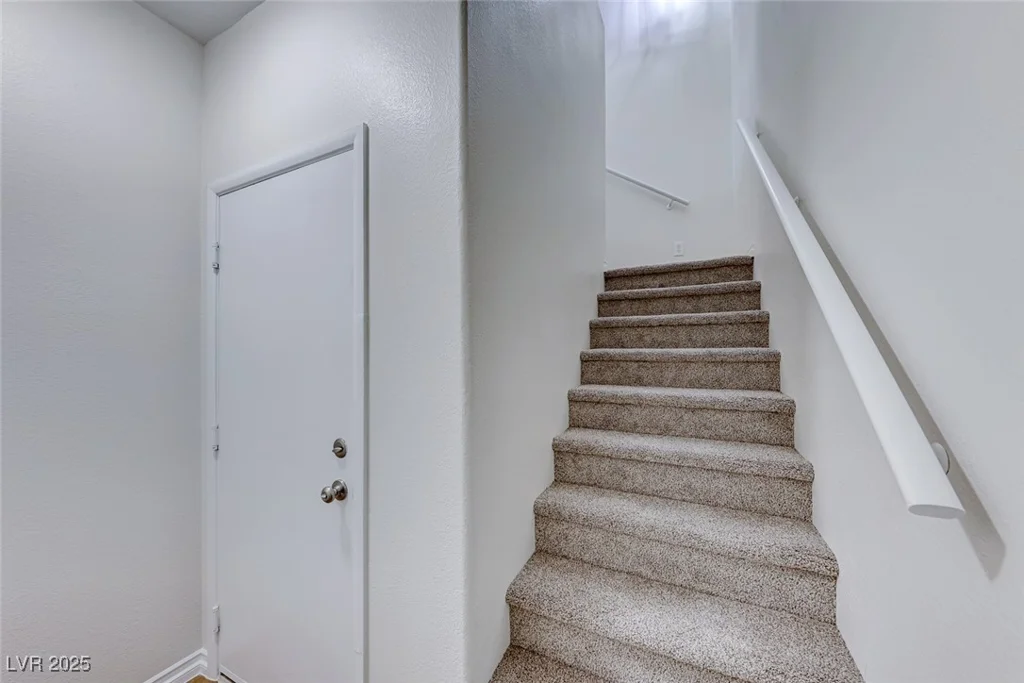 5974 Jagged Cut, Henderson, NV 89011