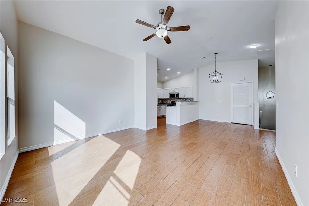 5974 Jagged Cut, Henderson, NV 89011