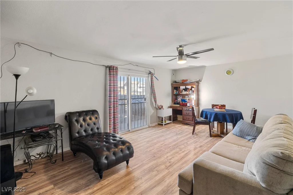 1324 Bluff, North Las Vegas, NV 89030
