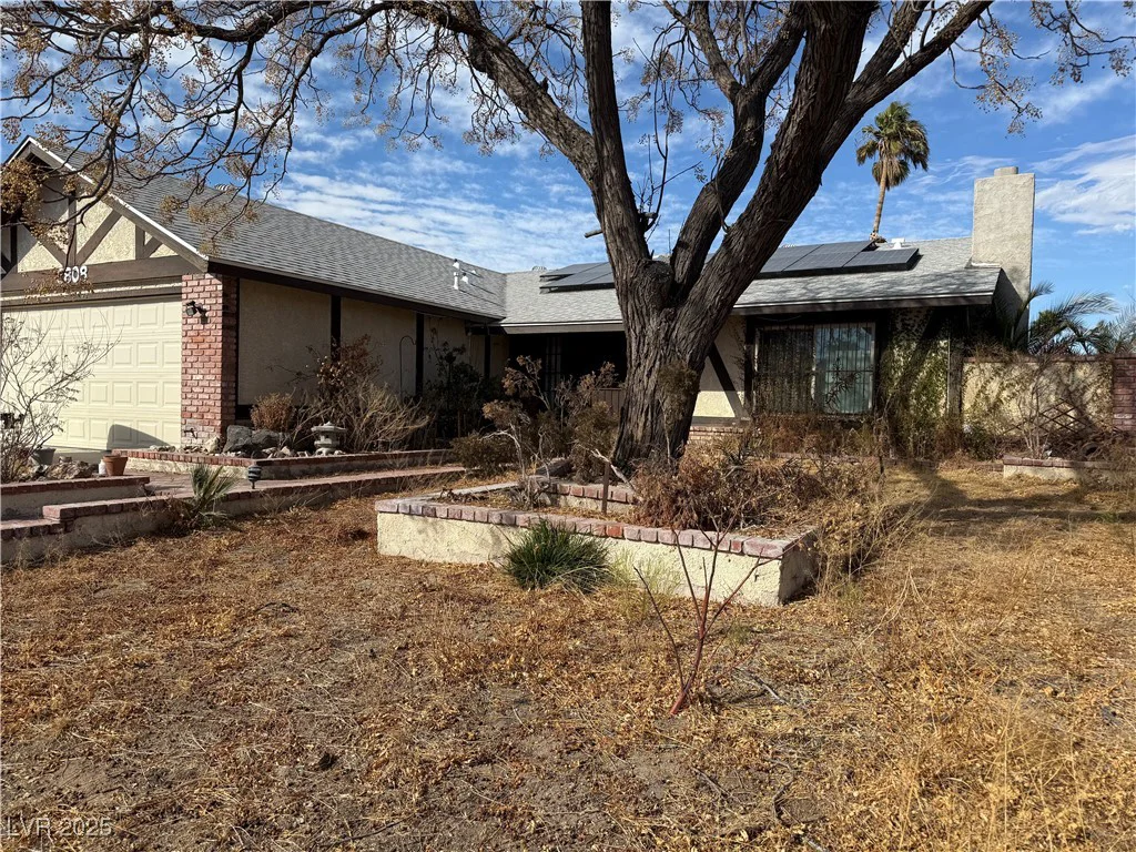 6808 Waterhen, Las Vegas, NV 89108