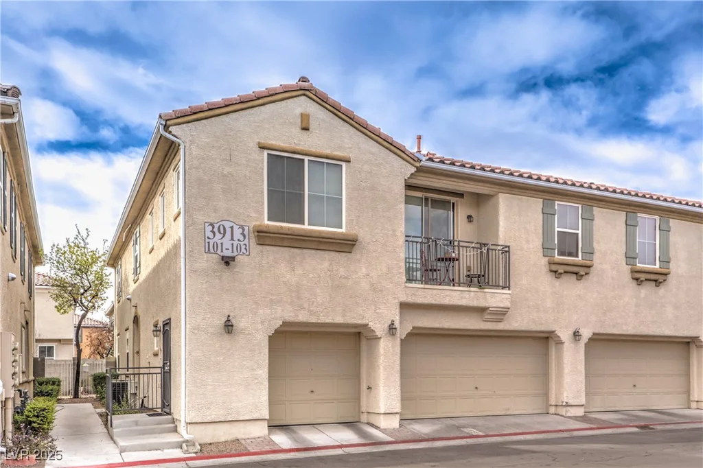3913 Sweet Pine, Las Vegas, NV 89108