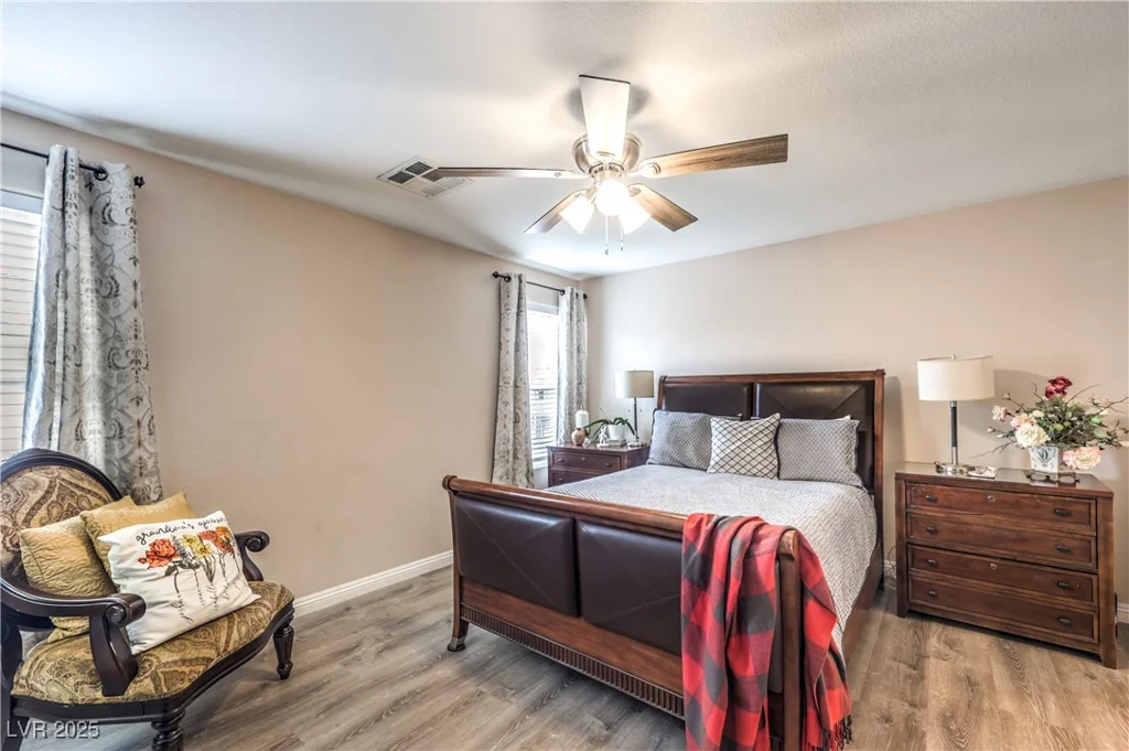 3913 Sweet Pine, Las Vegas, NV 89108