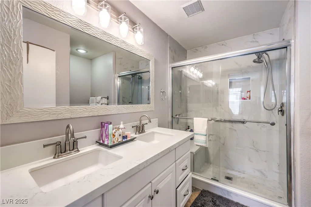 3913 Sweet Pine, Las Vegas, NV 89108