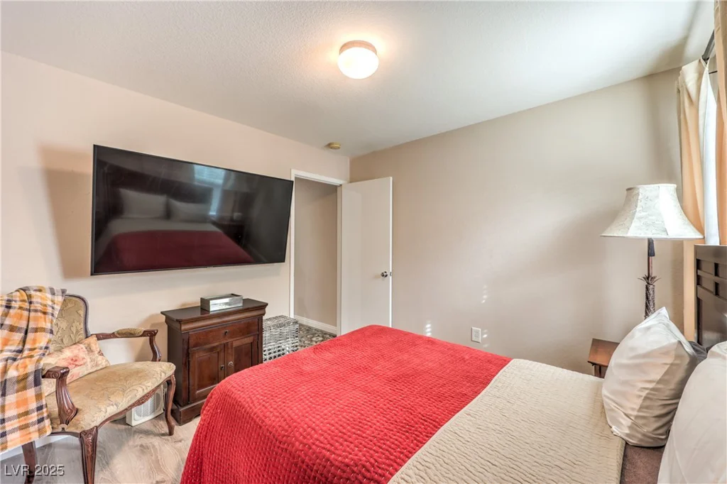 3913 Sweet Pine, Las Vegas, NV 89108