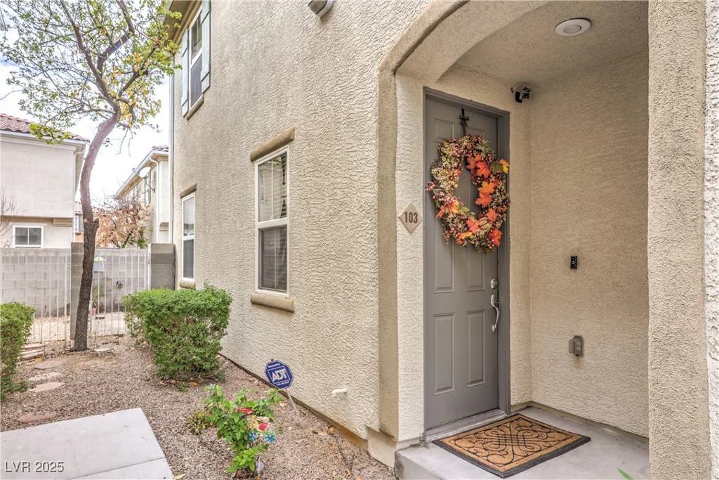 3913 Sweet Pine, Las Vegas, NV 89108