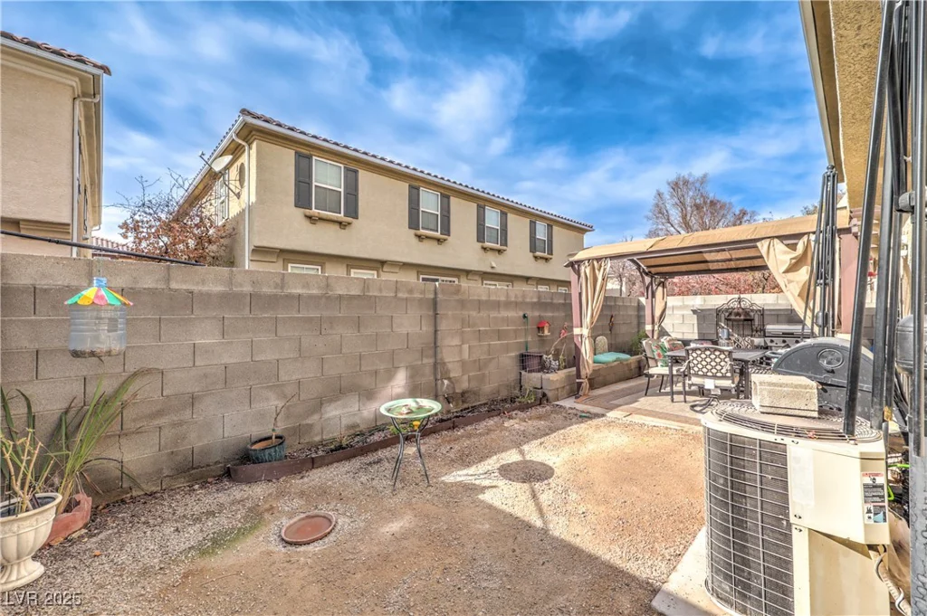 3913 Sweet Pine, Las Vegas, NV 89108