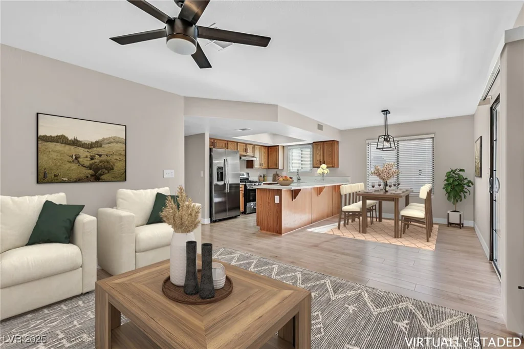 3017 Pelican Beach, Las Vegas, NV 89117