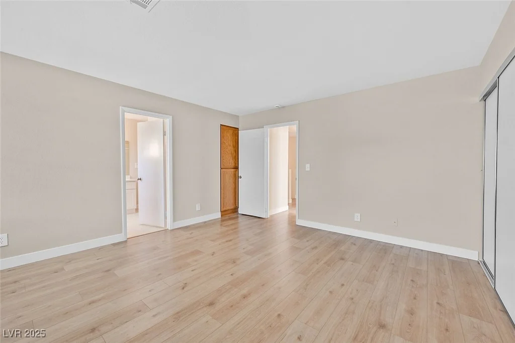 3017 Pelican Beach, Las Vegas, NV 89117