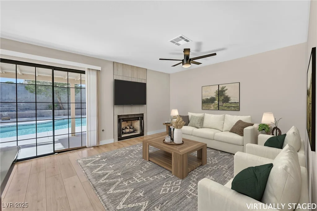 3017 Pelican Beach, Las Vegas, NV 89117