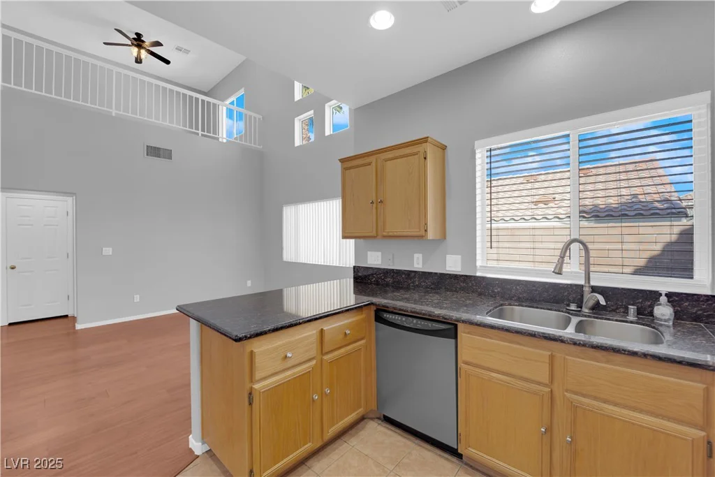 10412 Timber Canyon, Las Vegas, NV 89129