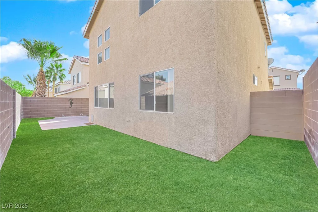 10412 Timber Canyon, Las Vegas, NV 89129