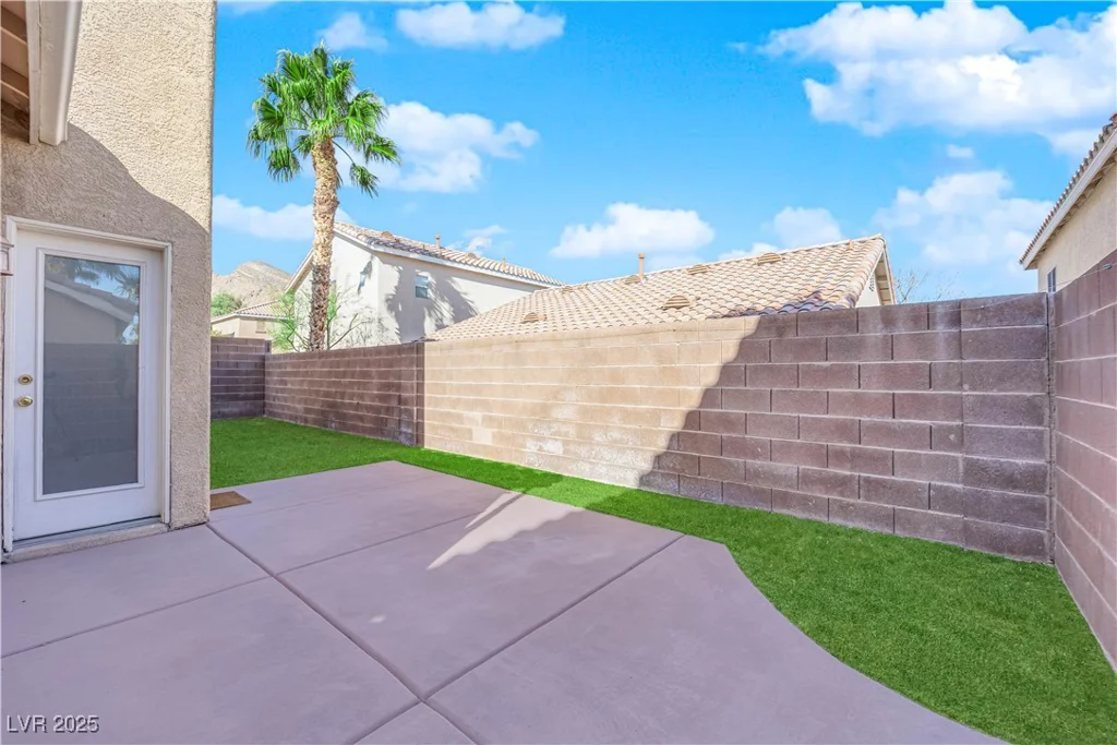 10412 Timber Canyon, Las Vegas, NV 89129